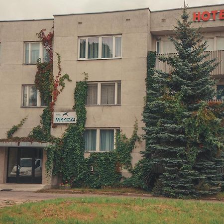 Hotell Paeaesuke Jõhvi エクステリア 写真