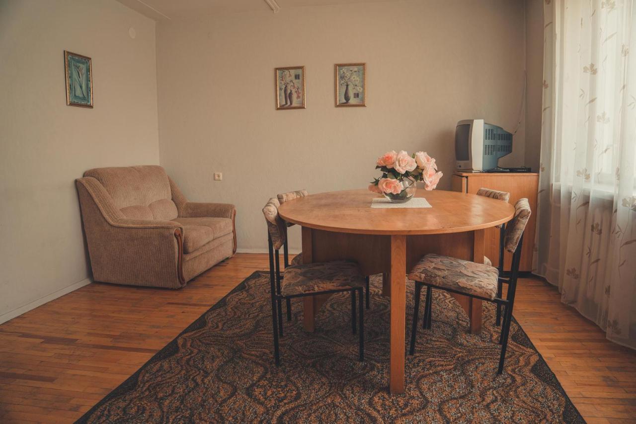 Hotell Paeaesuke Jõhvi エクステリア 写真