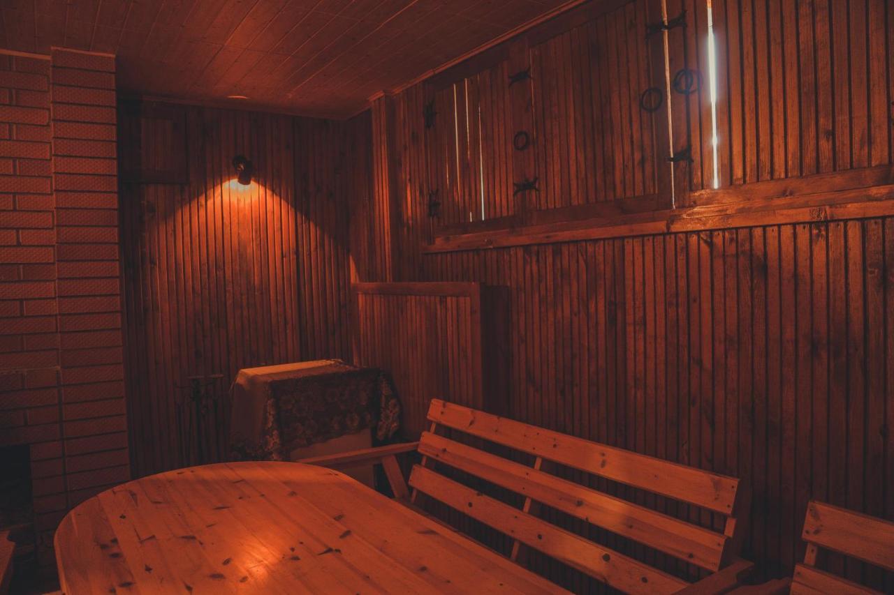 Hotell Paeaesuke Jõhvi エクステリア 写真