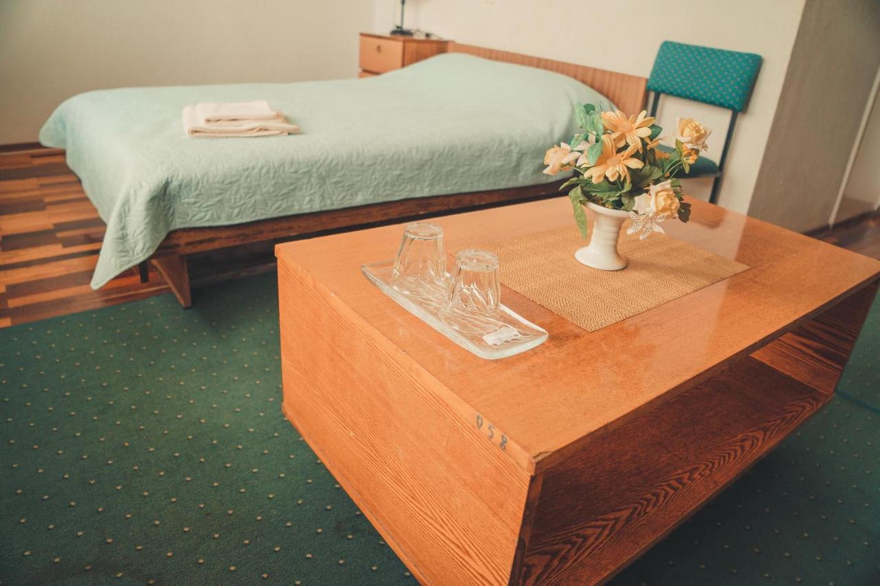 Hotell Paeaesuke Jõhvi エクステリア 写真