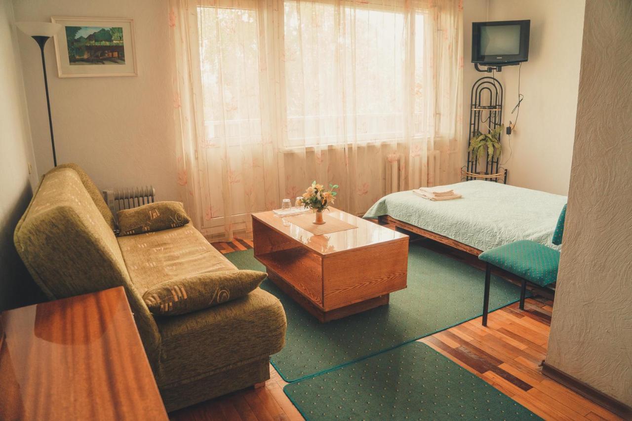 Hotell Paeaesuke Jõhvi エクステリア 写真