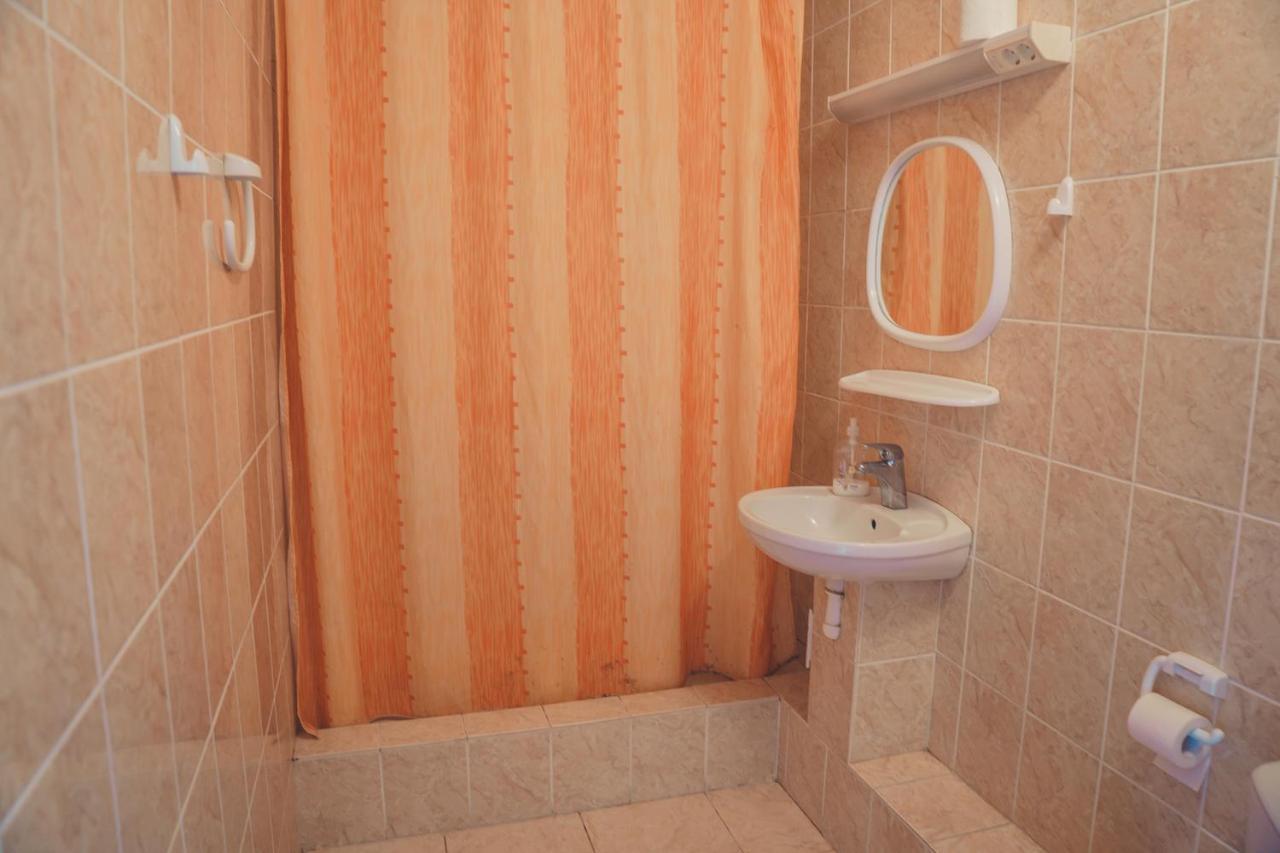 Hotell Paeaesuke Jõhvi エクステリア 写真