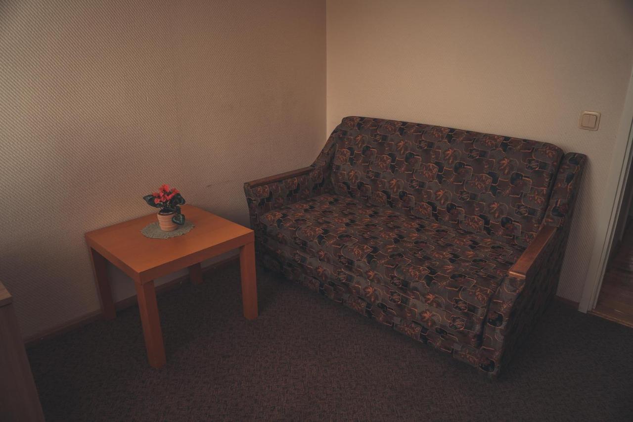 Hotell Paeaesuke Jõhvi エクステリア 写真